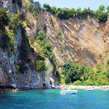 Bed & Breakfast Kalimaka Scario